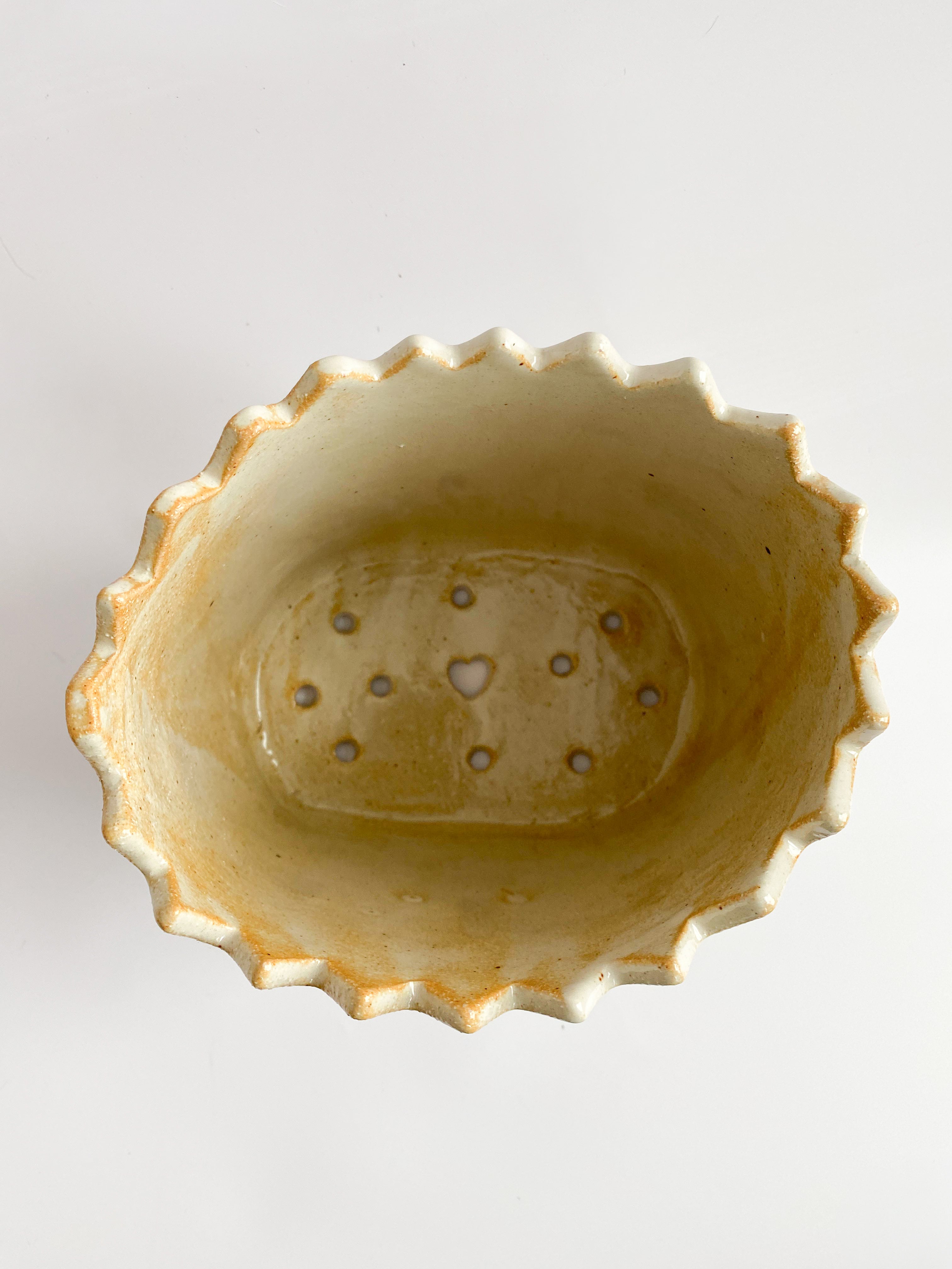 Corona Planter